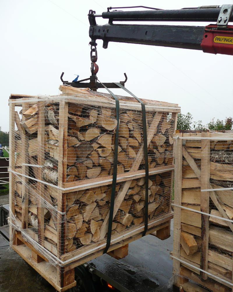 Media Paleta 25 cm – Mezcla de Maderas Duras 1 m³ (1,5 Estéreos)